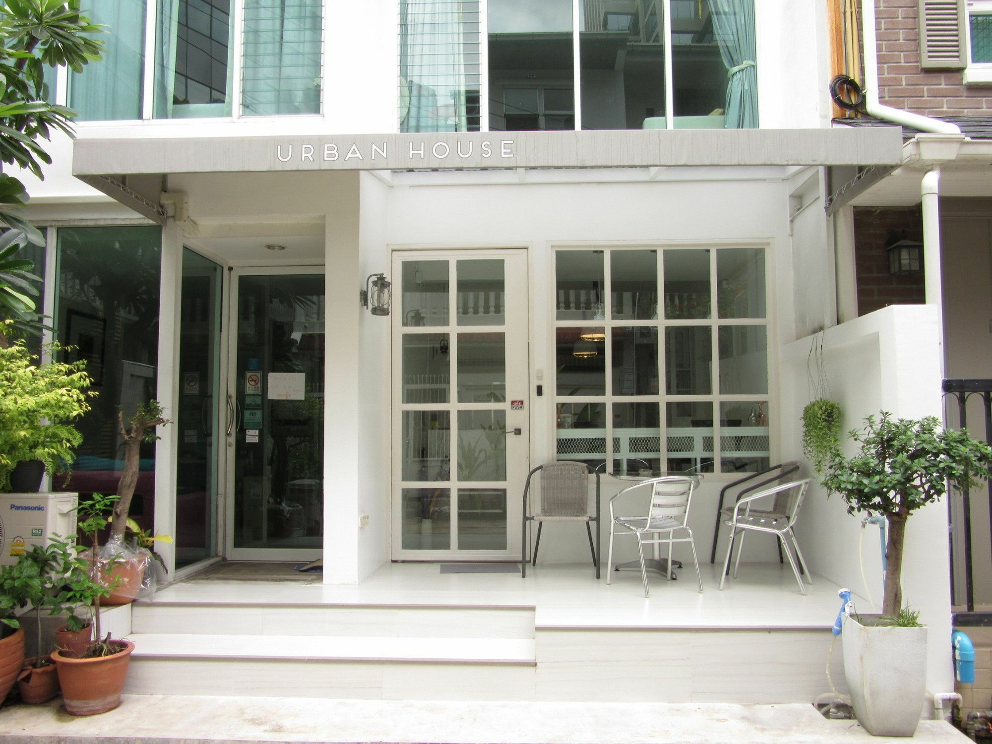 Urban House Hotel กรุงเทพมหานคร ภายนอก รูปภาพ