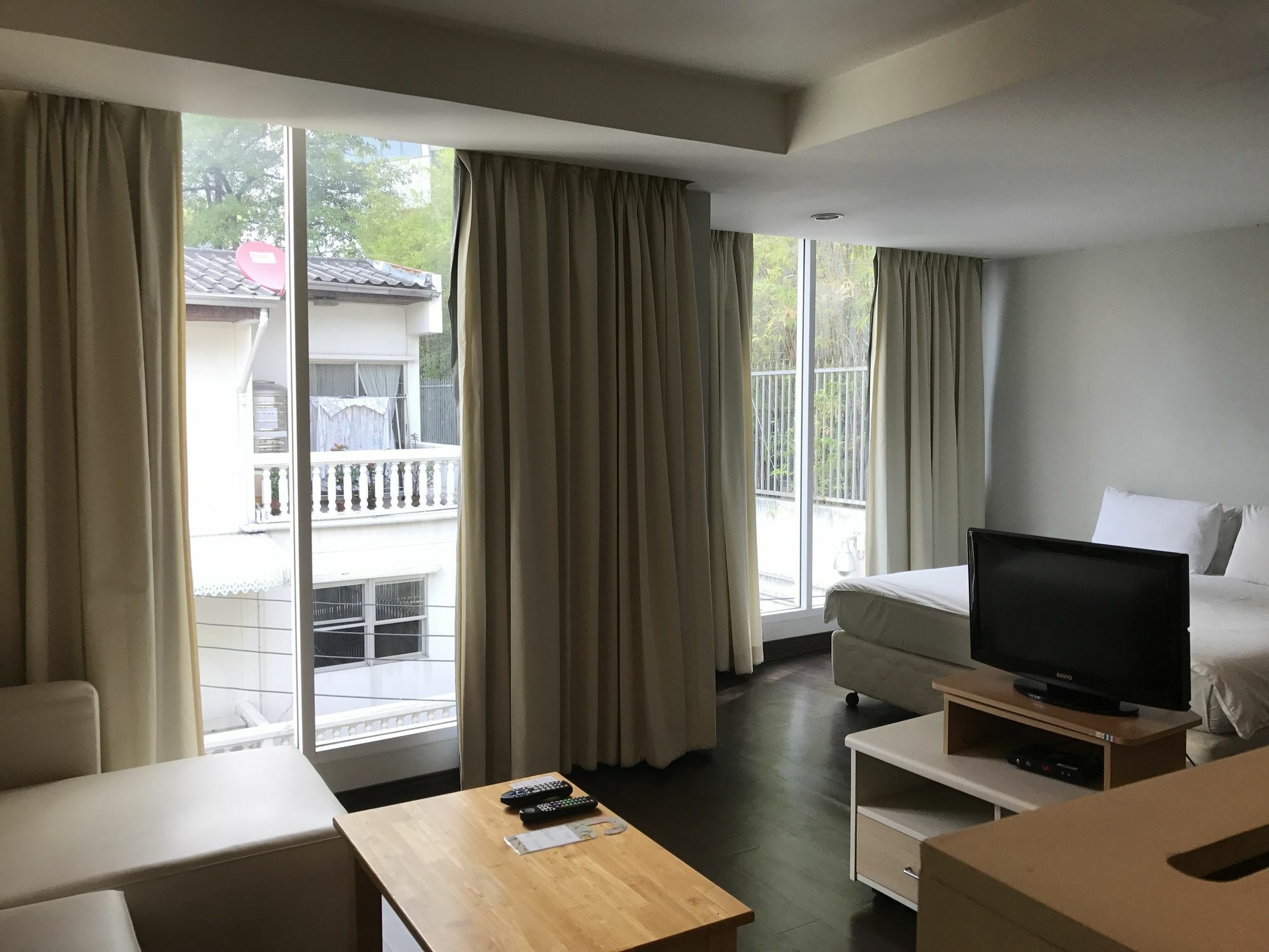 Urban House Hotel กรุงเทพมหานคร ภายนอก รูปภาพ