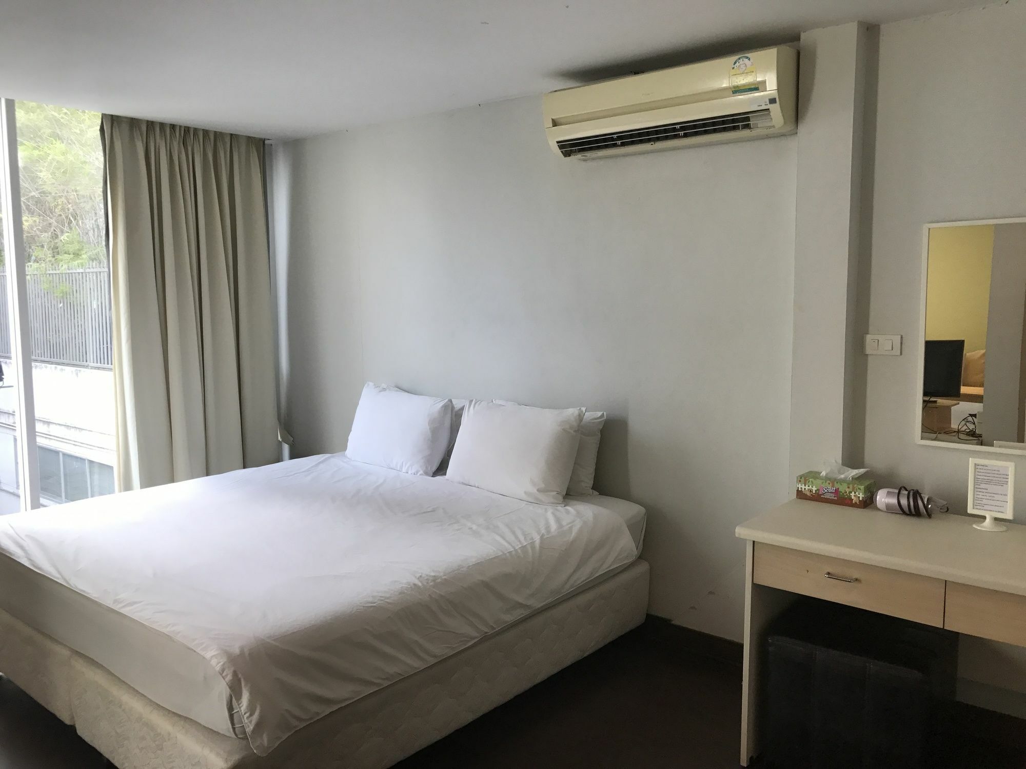 Urban House Hotel กรุงเทพมหานคร ภายนอก รูปภาพ