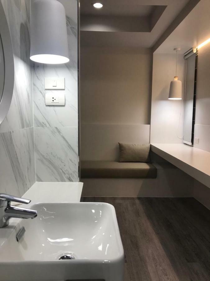 Urban House Hotel กรุงเทพมหานคร ภายนอก รูปภาพ